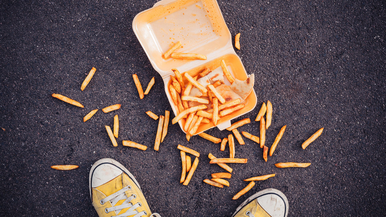 Kun je op de grond gevallen voedsel nog eten?